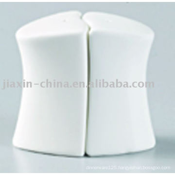 White color porcelain salt & pepper set JX-22A